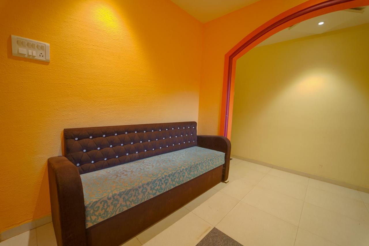 Veggies Residency & Pure Veg Restaurant Hotel Mahabaleshwar Exterior photo