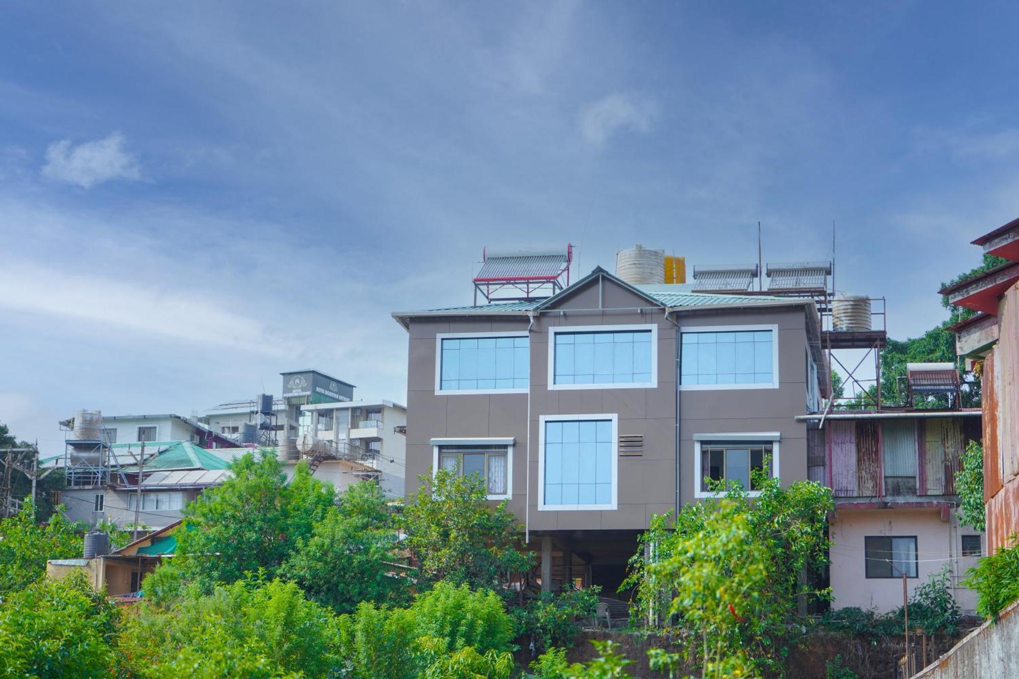 Veggies Residency & Pure Veg Restaurant Hotel Mahabaleshwar Exterior photo
